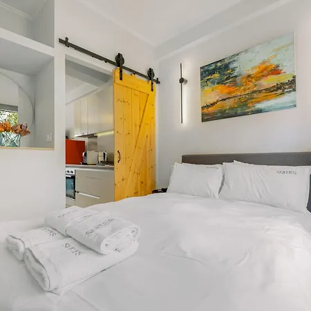 Intown Apartament *